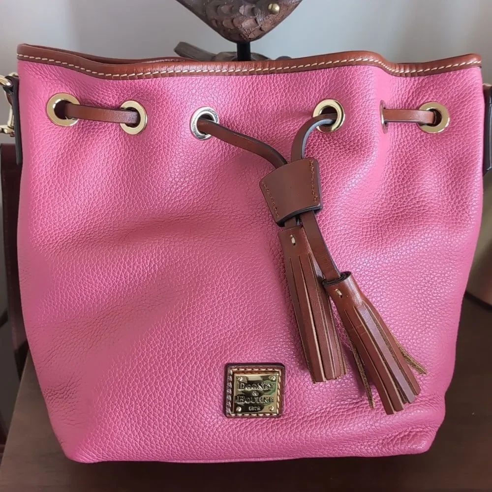 Dooney & Bourke Tassel Front Bucket Bag Aimee In Geranium Pink 💕NWT